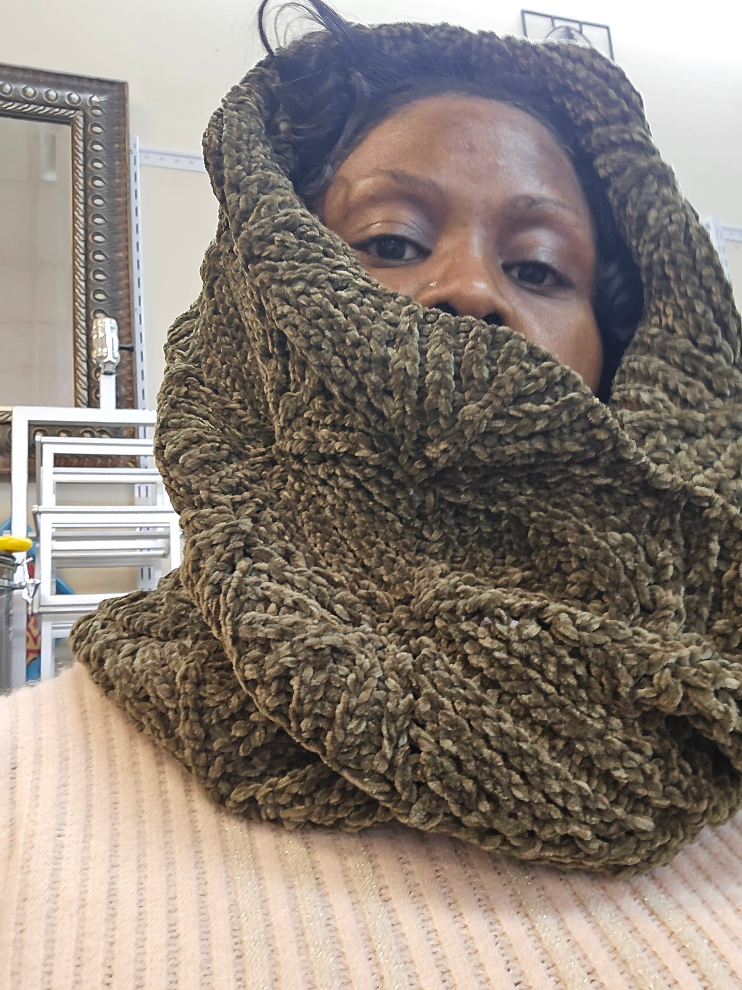 Neck scarf image 2