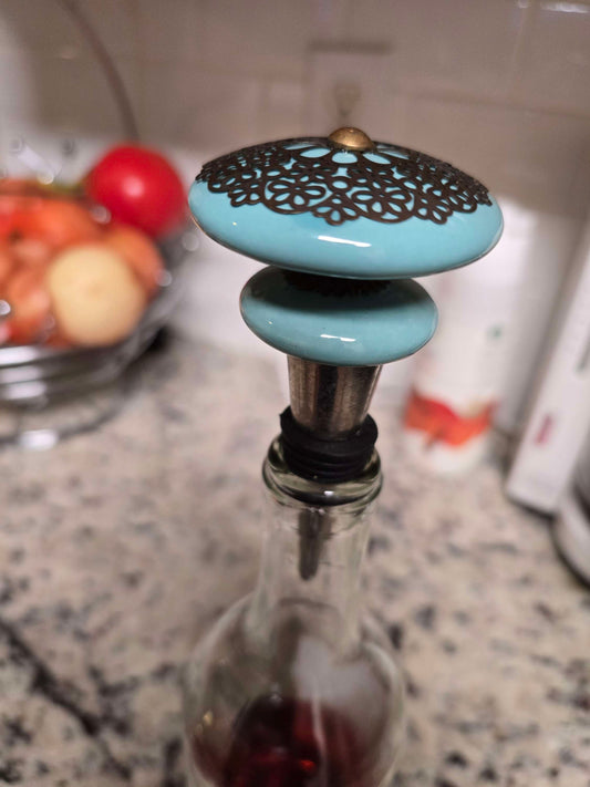 Wine bottle stopper image 1