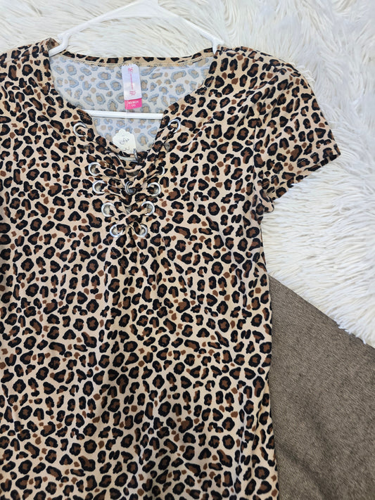 Leopard print blouse xs image 1