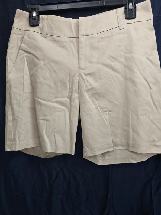 Khaki shorts size small image 1