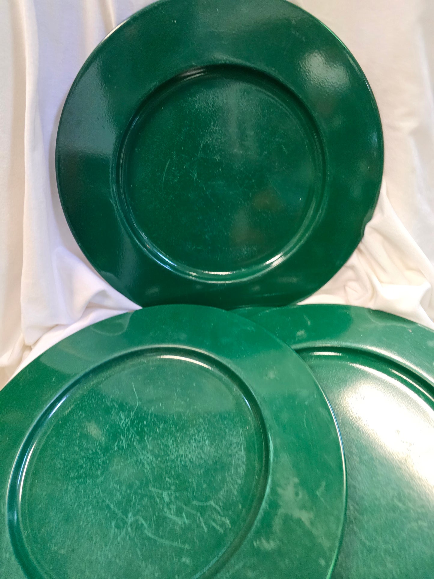 4 Serving chargers image 1