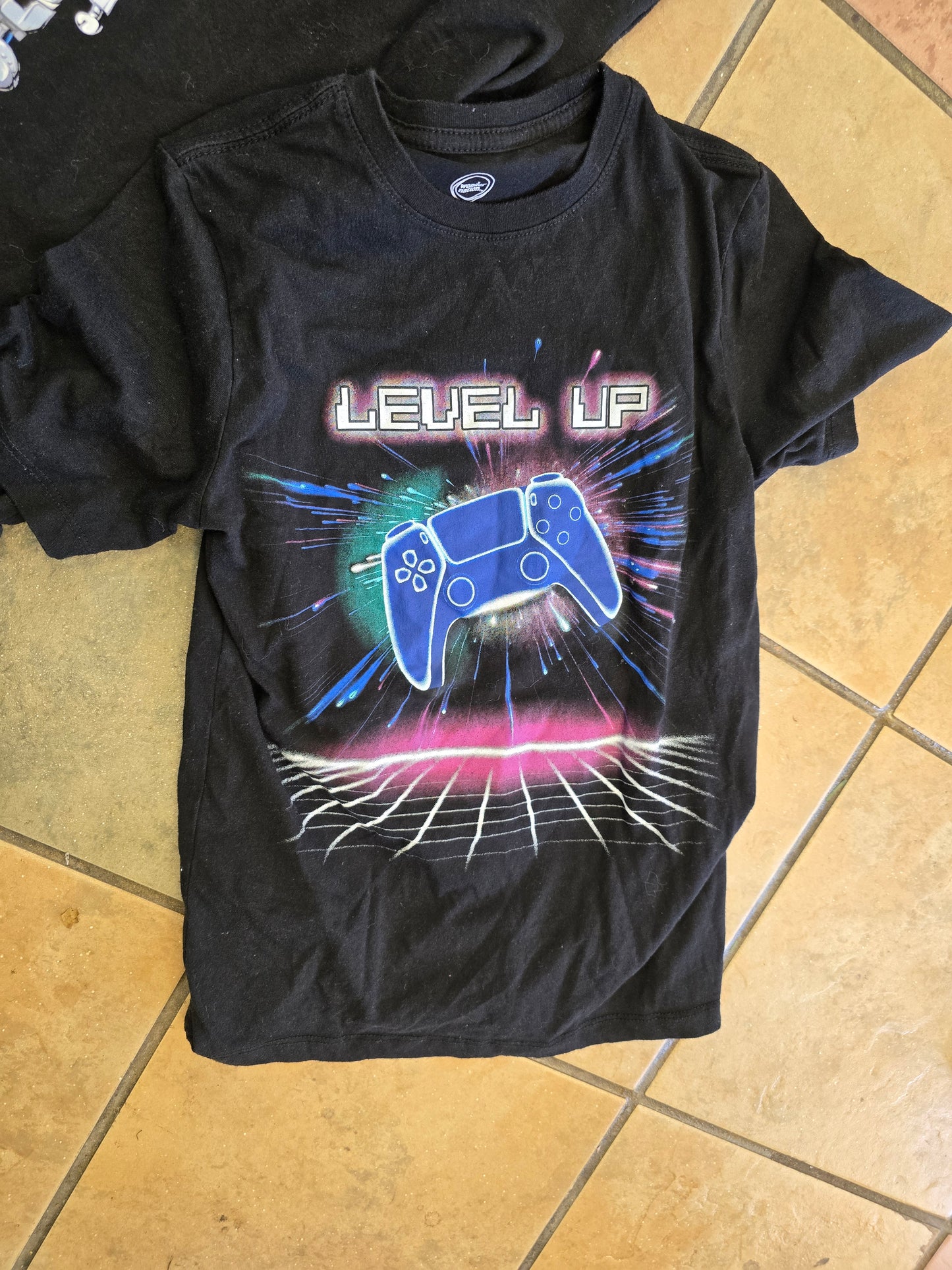 Set of 3 size 10 boy shirt image 2
