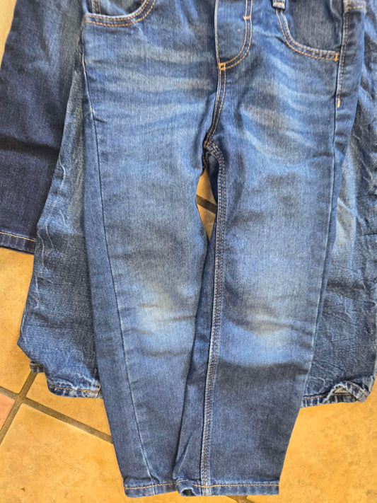 Set of 3 boy 4t jeans image 1