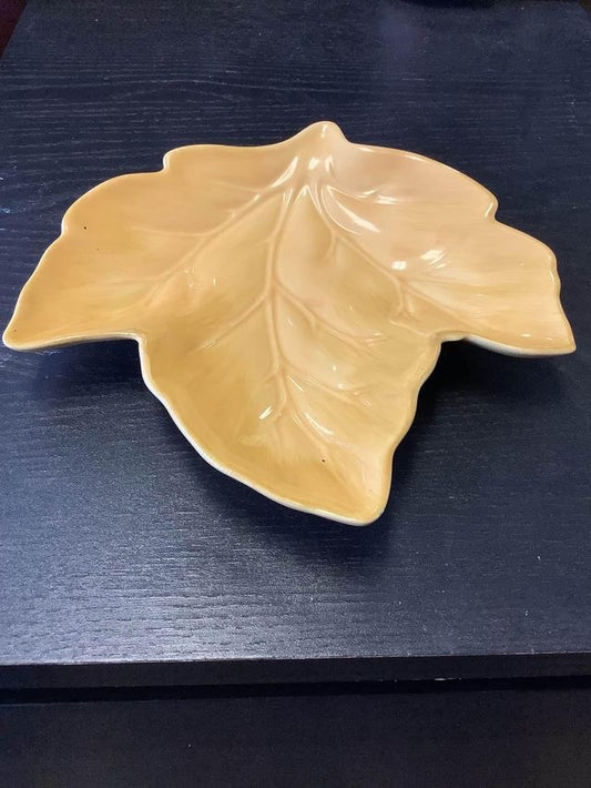 Fall Yellow leaf accent tray image 1