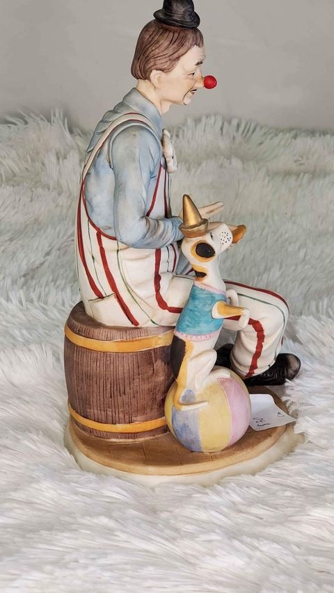 Capodimonte Italian Porcelain Clown and Circus Dog 10" image 5