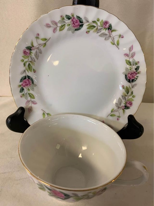 Creative Fine China Tea Set image 1