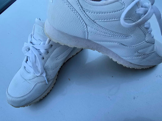 Classic Fila size 6 image 1
