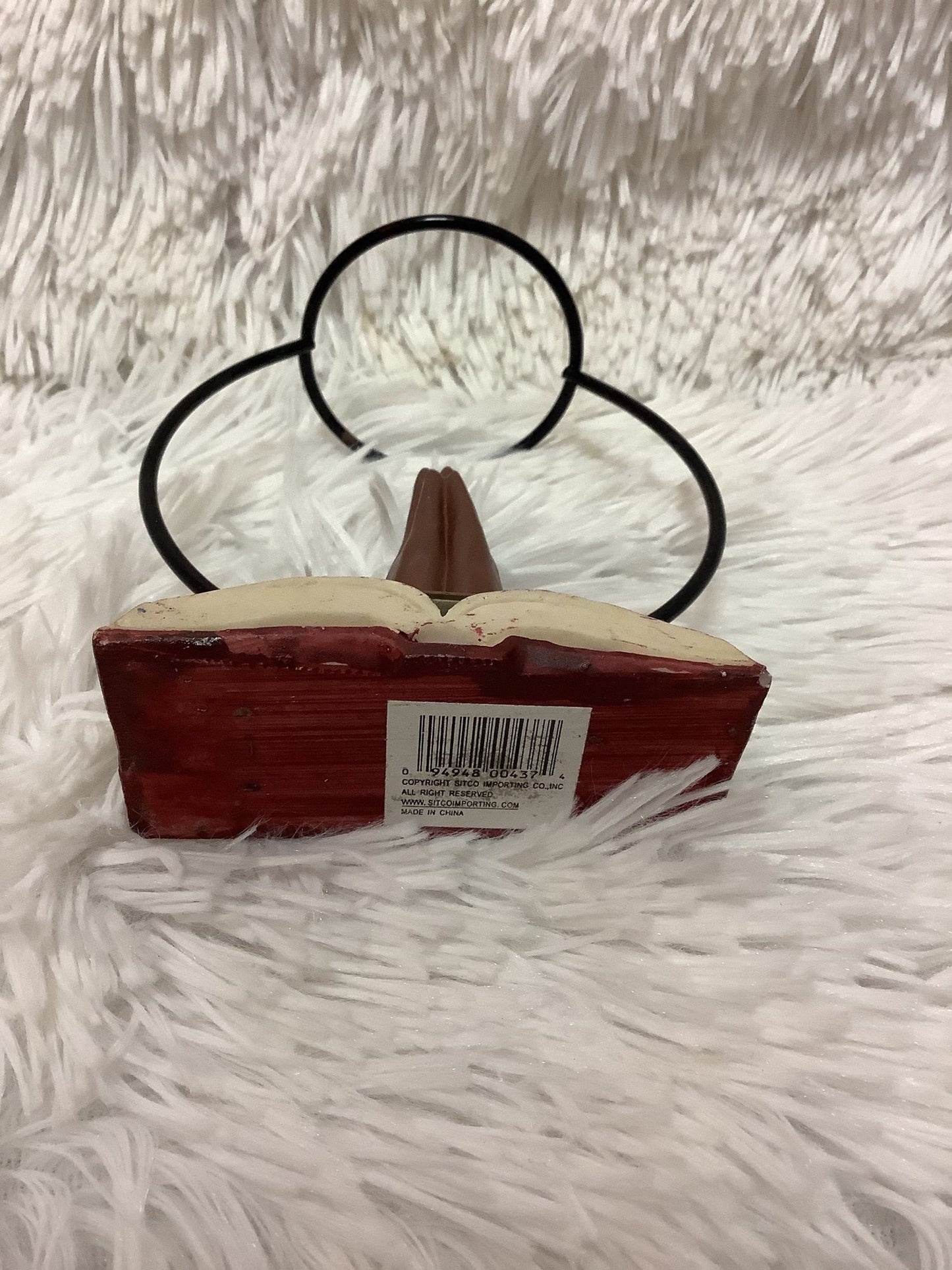 Small Prayer Hands Candle Holder image 4