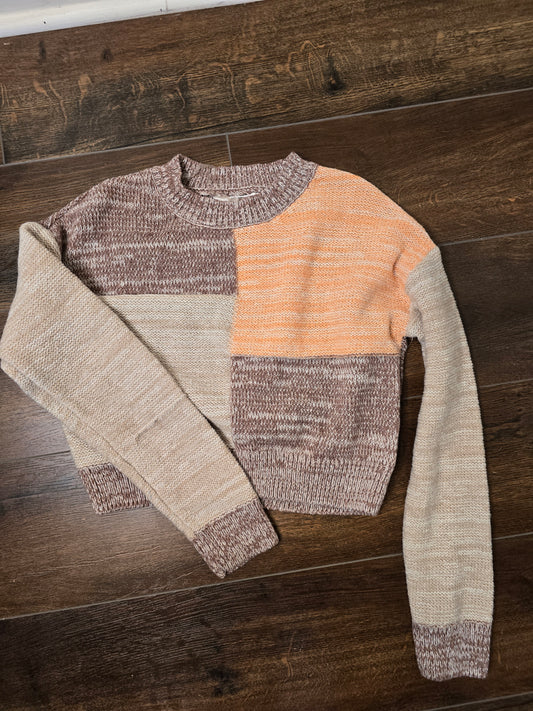 Crop top sweater size M image 1