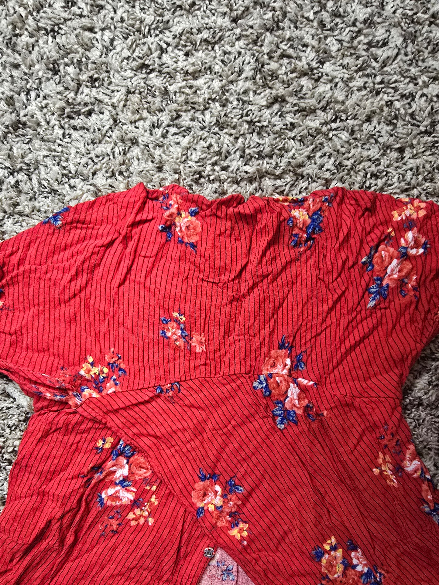 One Clothing Los Angeles Women's Floral Wrap Peplum Top