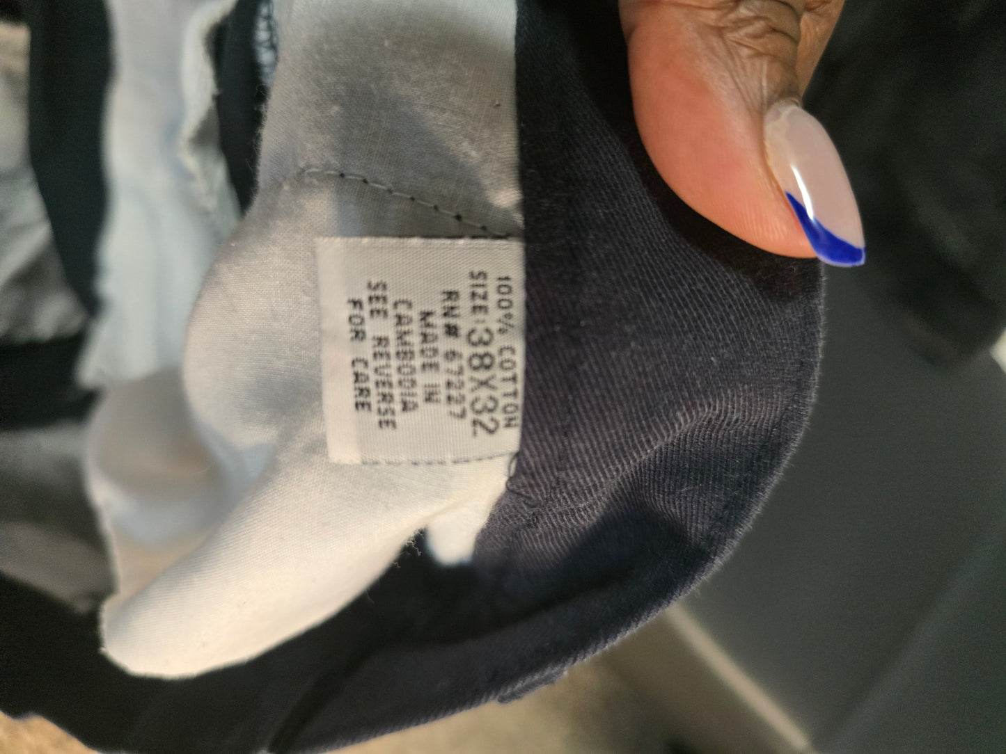 Men’s Blue Pleated Dress Pants – Size 38x32