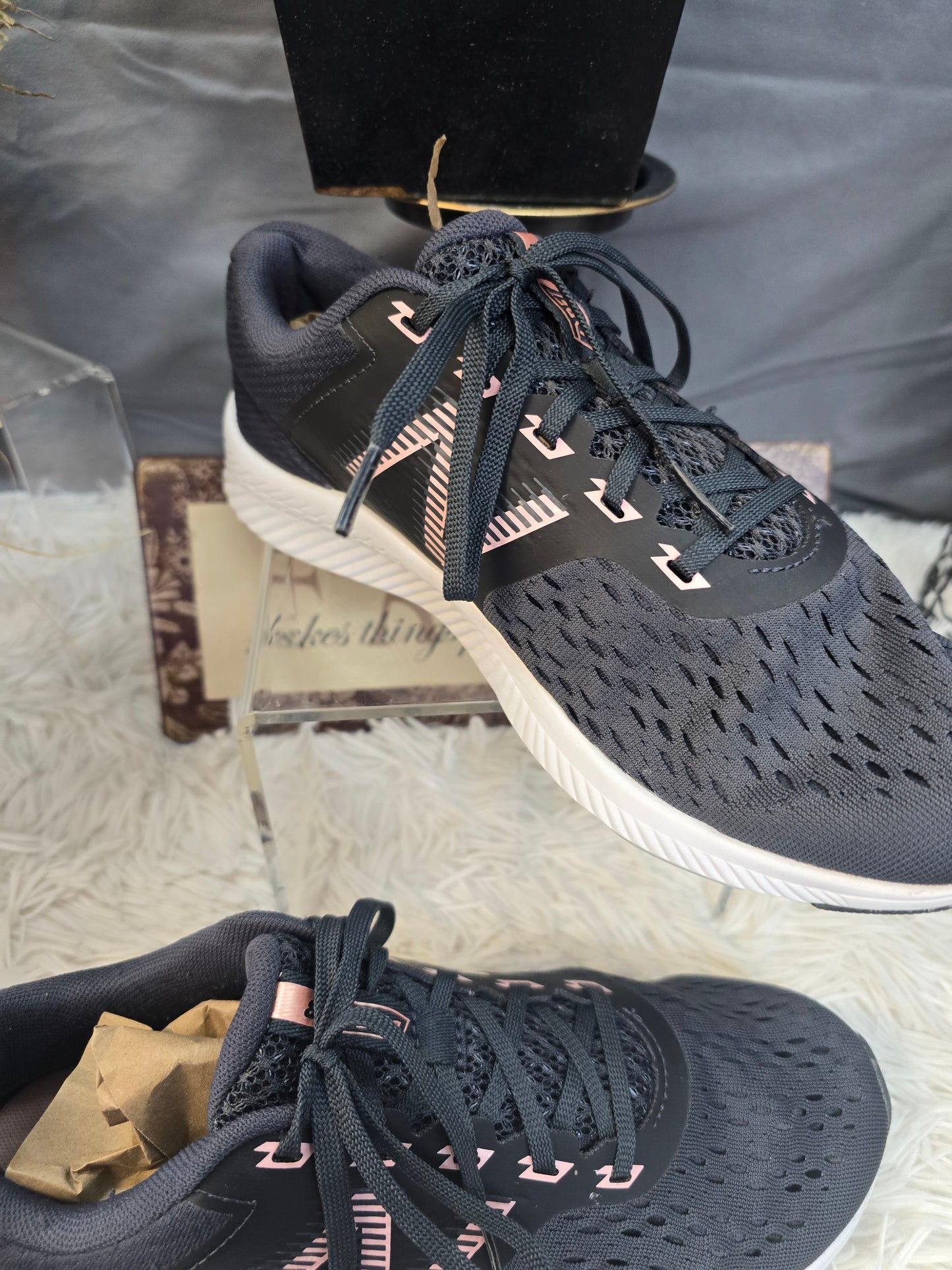 New Balance Women's Drft V1 Running Shoe
 8.5 image 4
