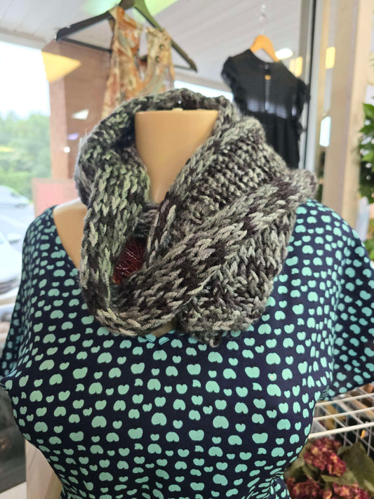 Knitted scarf image 1