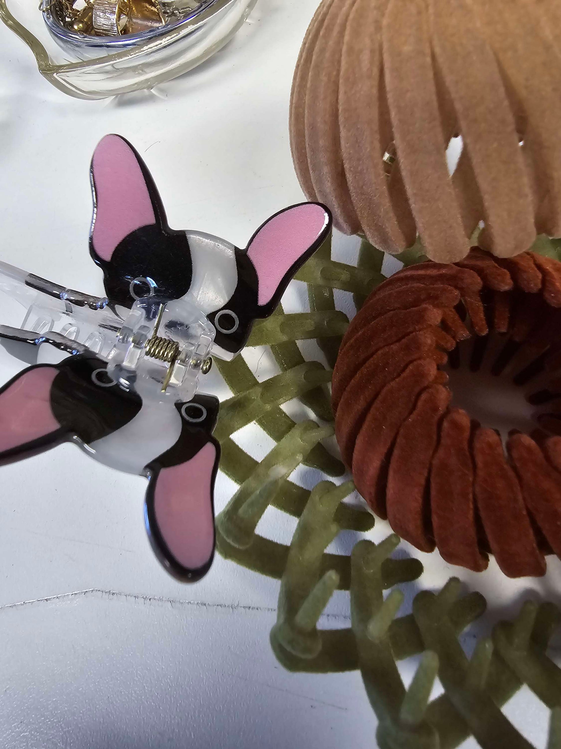 Set of 4 hair accessories image 1