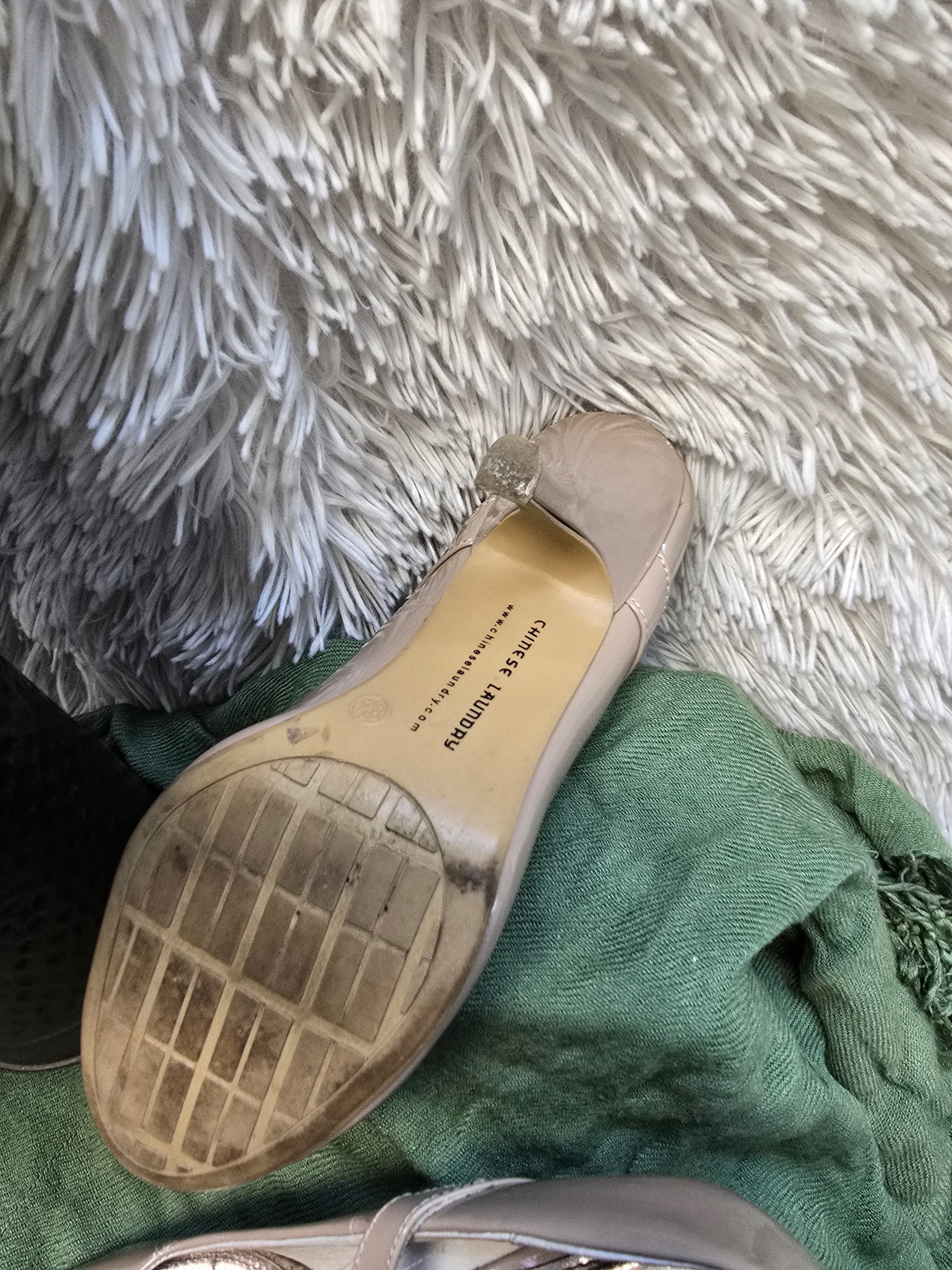 Chinese laundry stilettos size 8.5 image 5