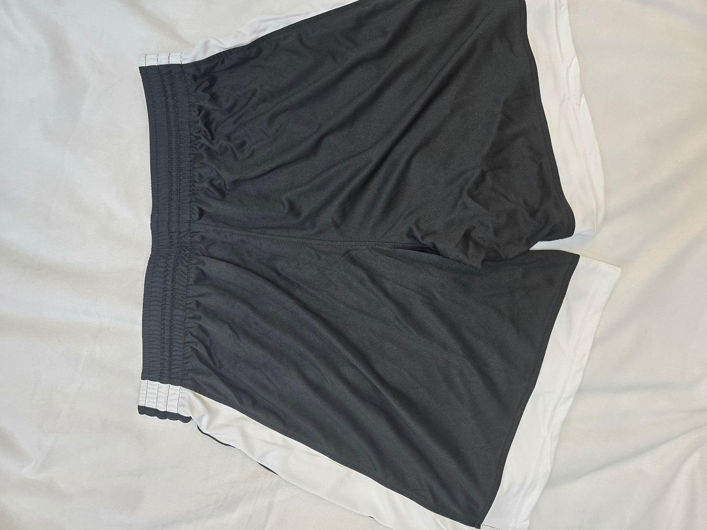 Set of 2 black and white boy shorts size L image 5