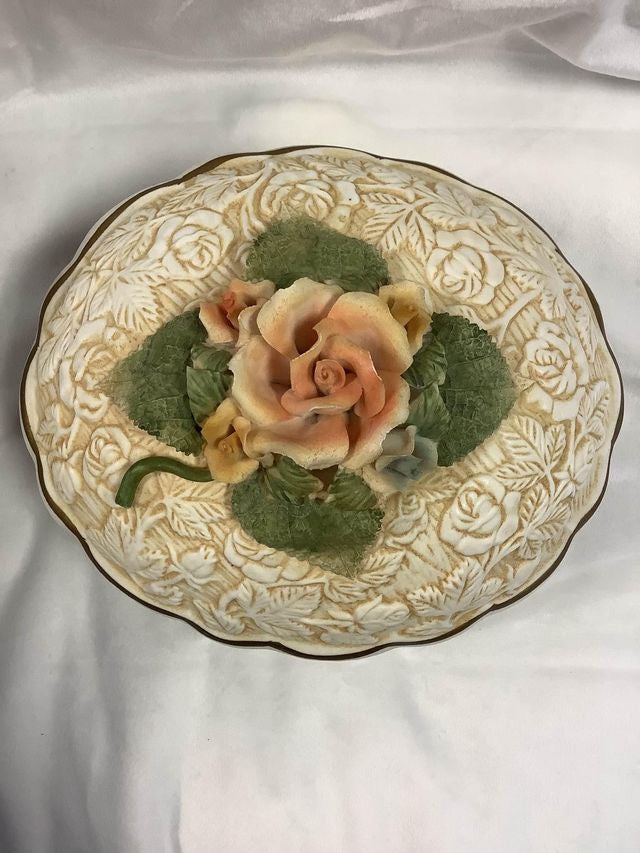 Vintage Two piece ceramic cover dish/powder dish/jewelry holder image 2