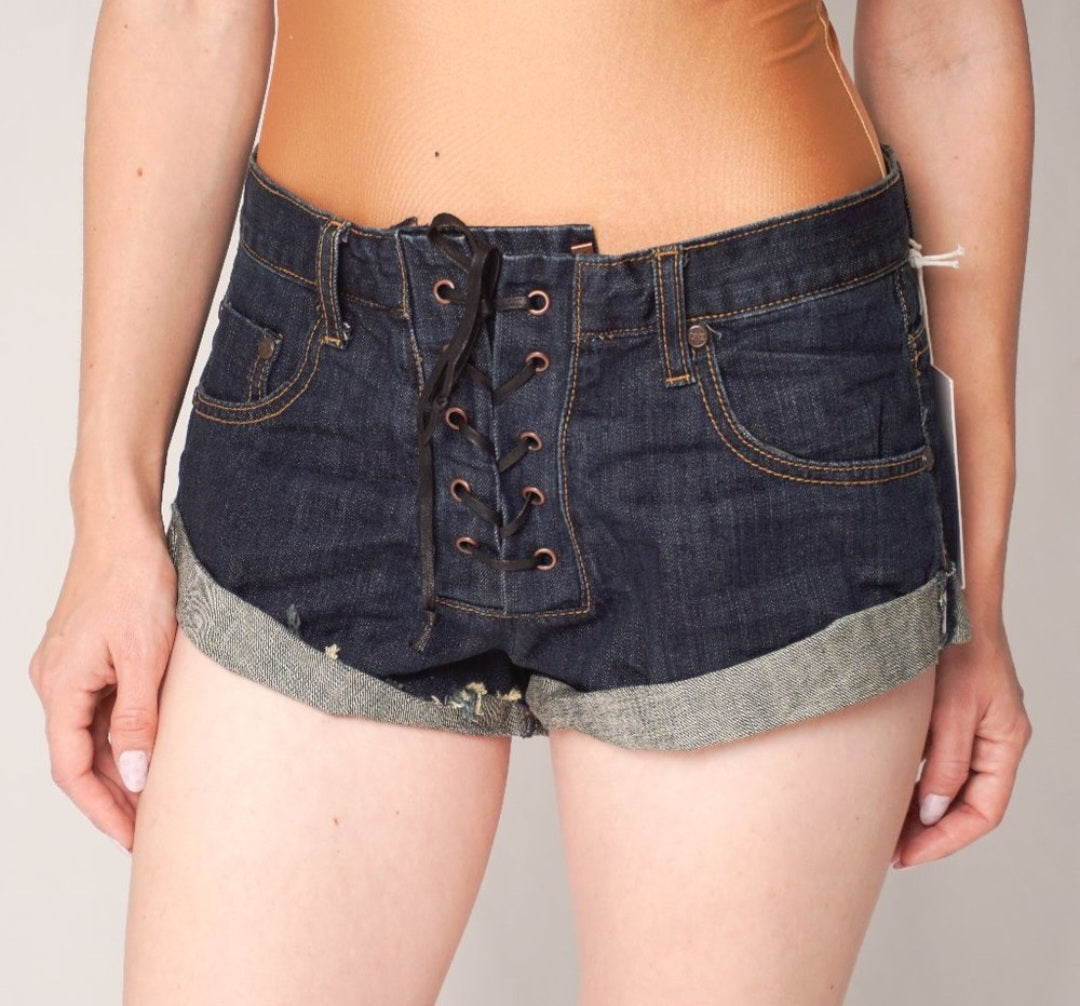 One x one teaspoon shorts size 25 image 1