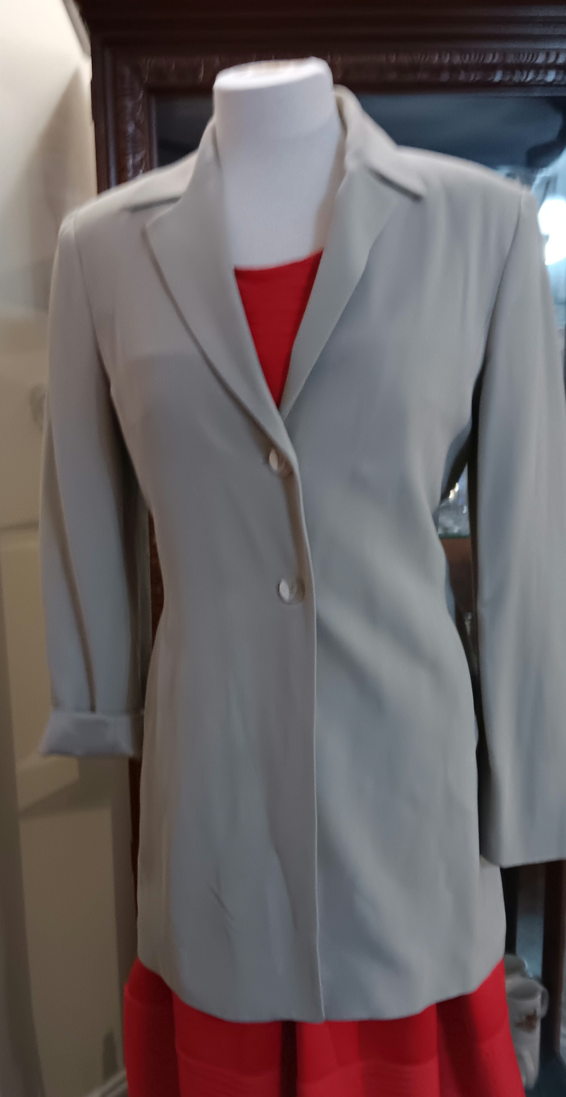 Georgia Size 8 women blazer image 5