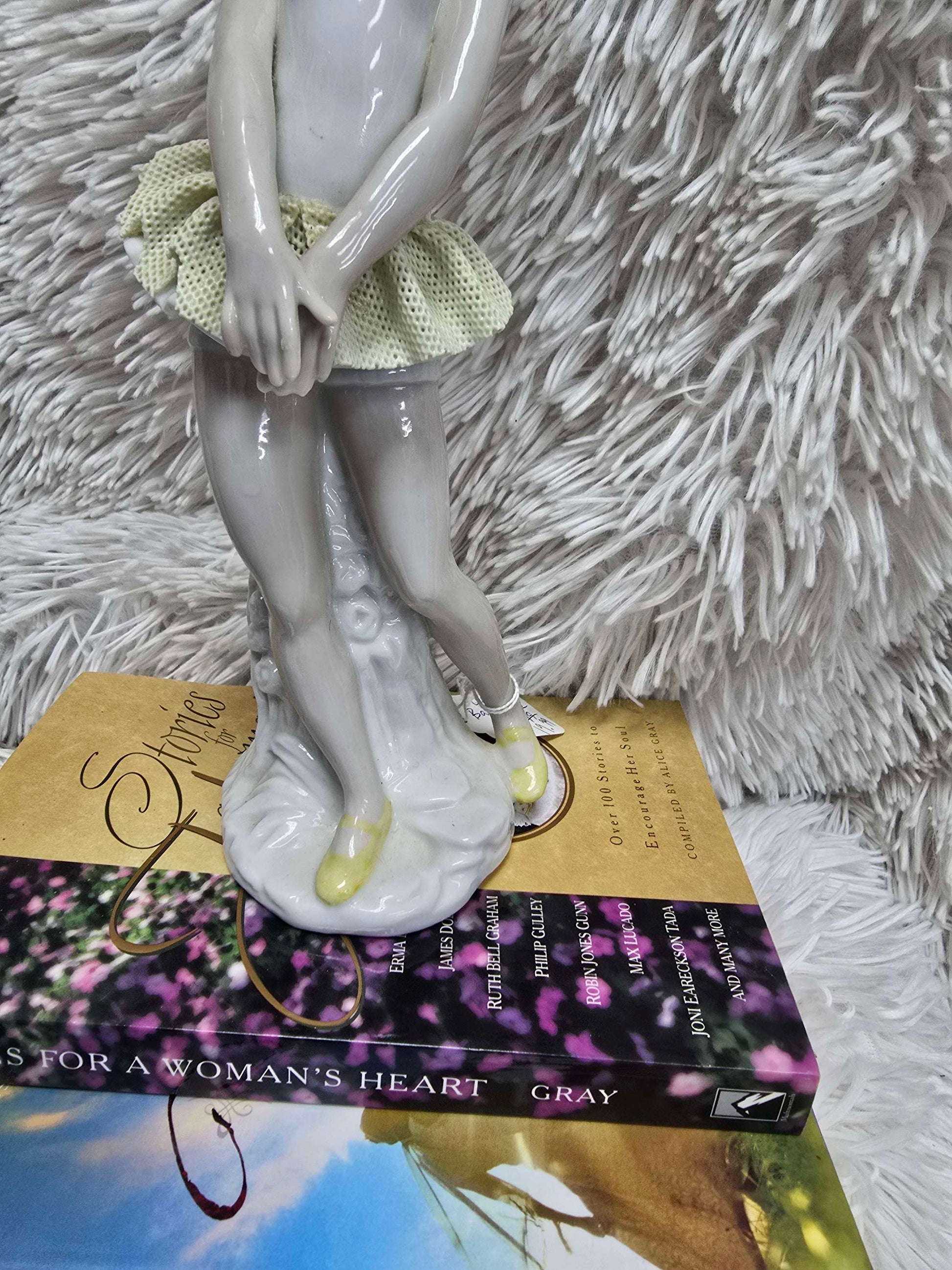 Ceramic ballerina image 0