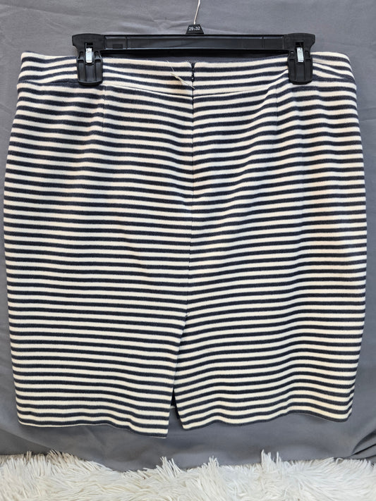 Ann Taylor stretch skirt size 16 image 1