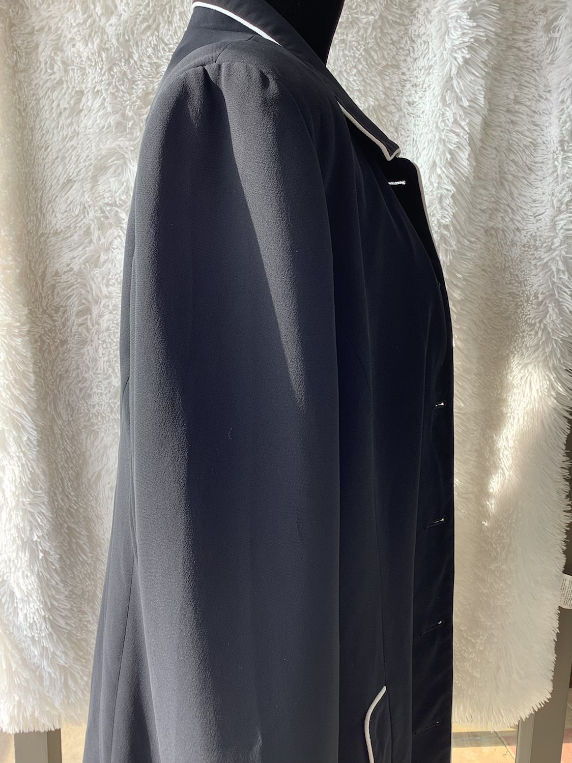 Long Elegant legs wemons jacket size 18 image 4