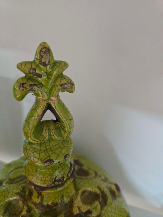 Green decorative vase image 0