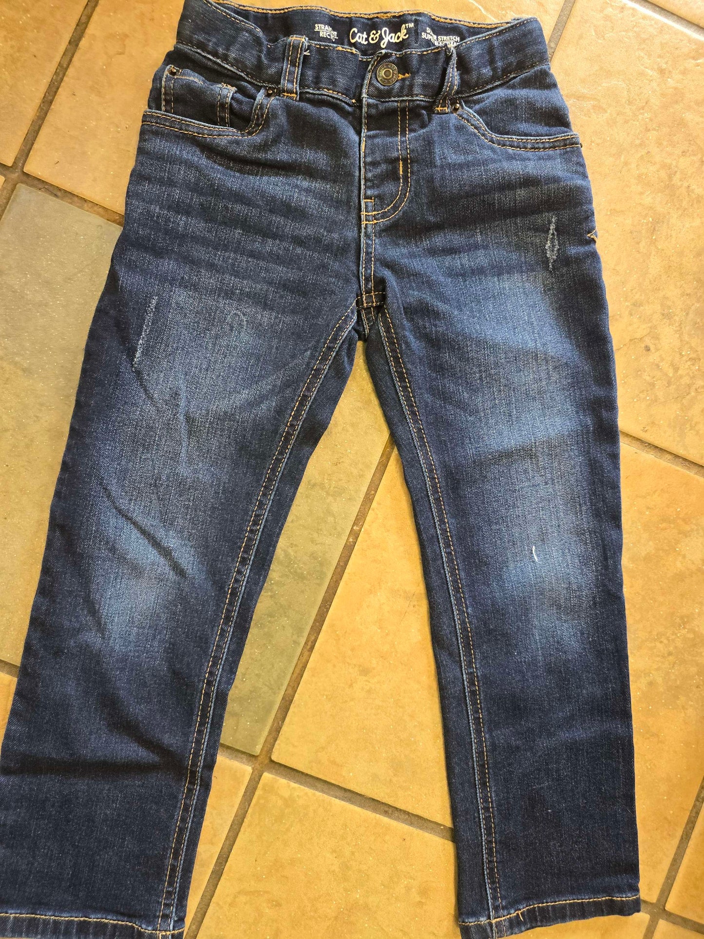 Set of 3 boy 4t jeans image 4