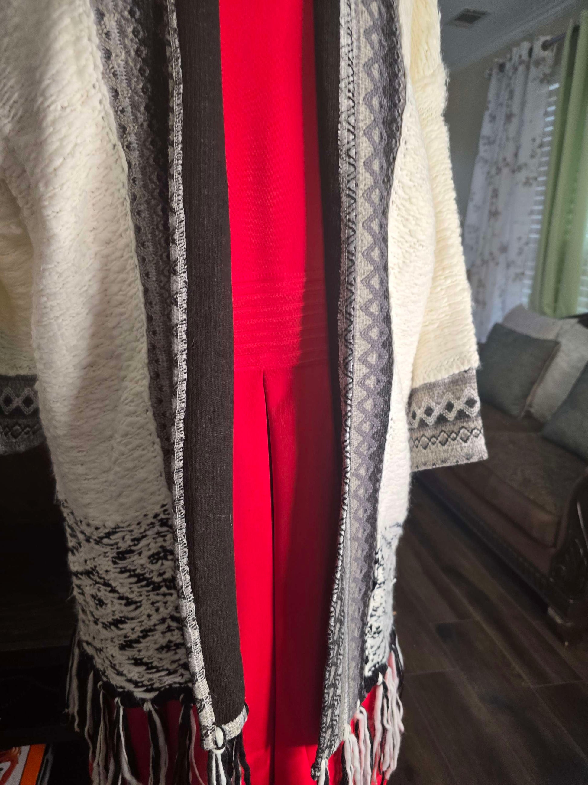 Wool white sweater image 2