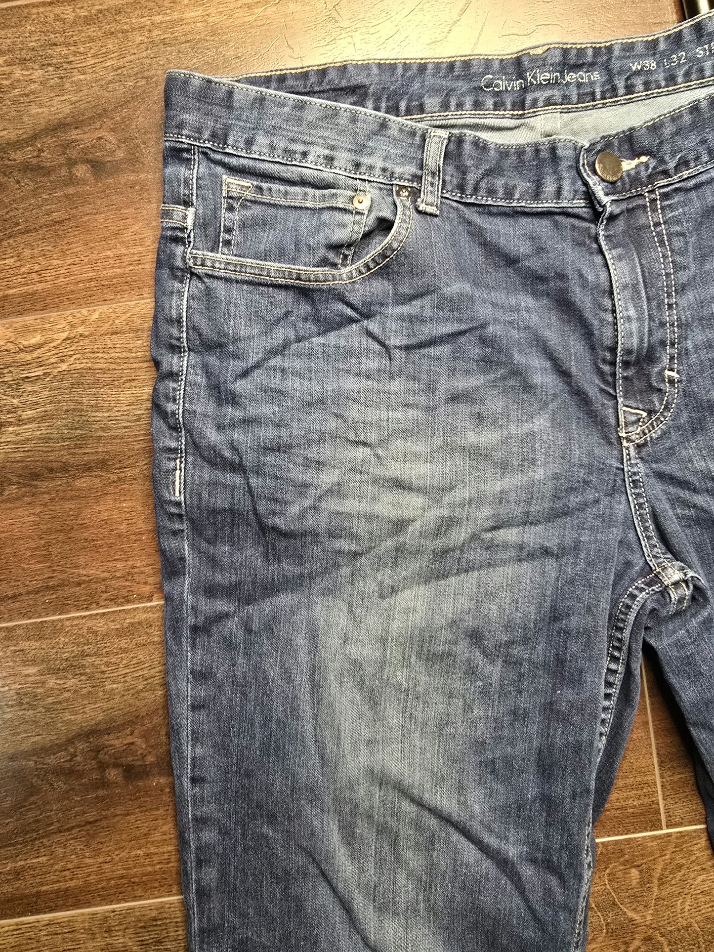 Calvin Klein men denim 38x32 image 5