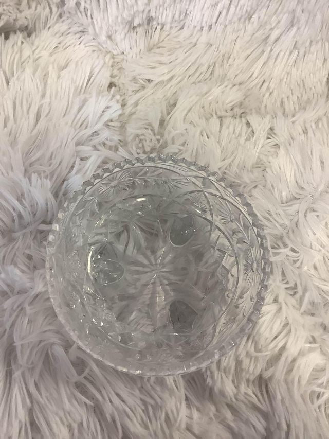 Three legged glass bowl image 1