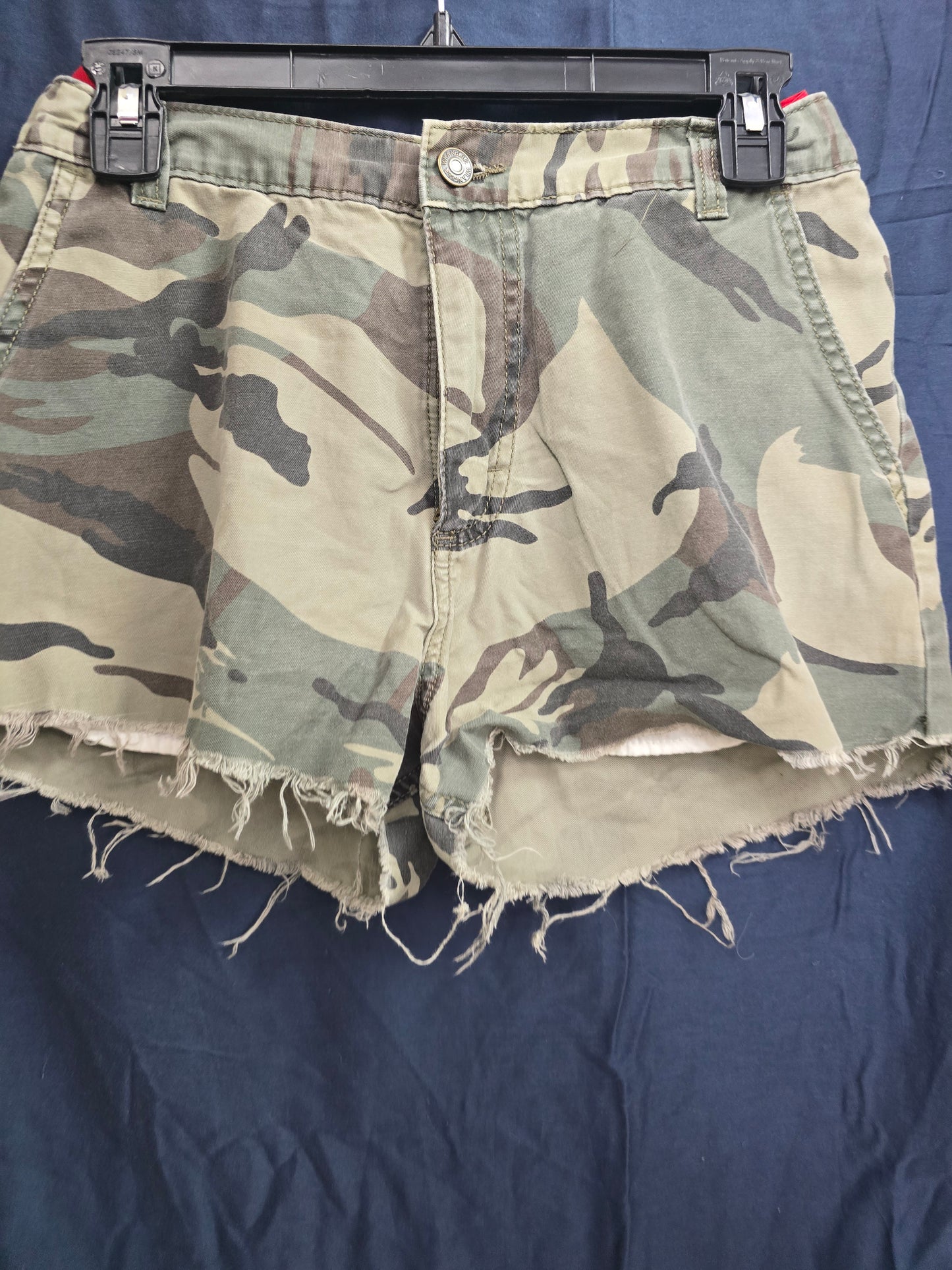 Camouflage girl shorts size 10 image 0