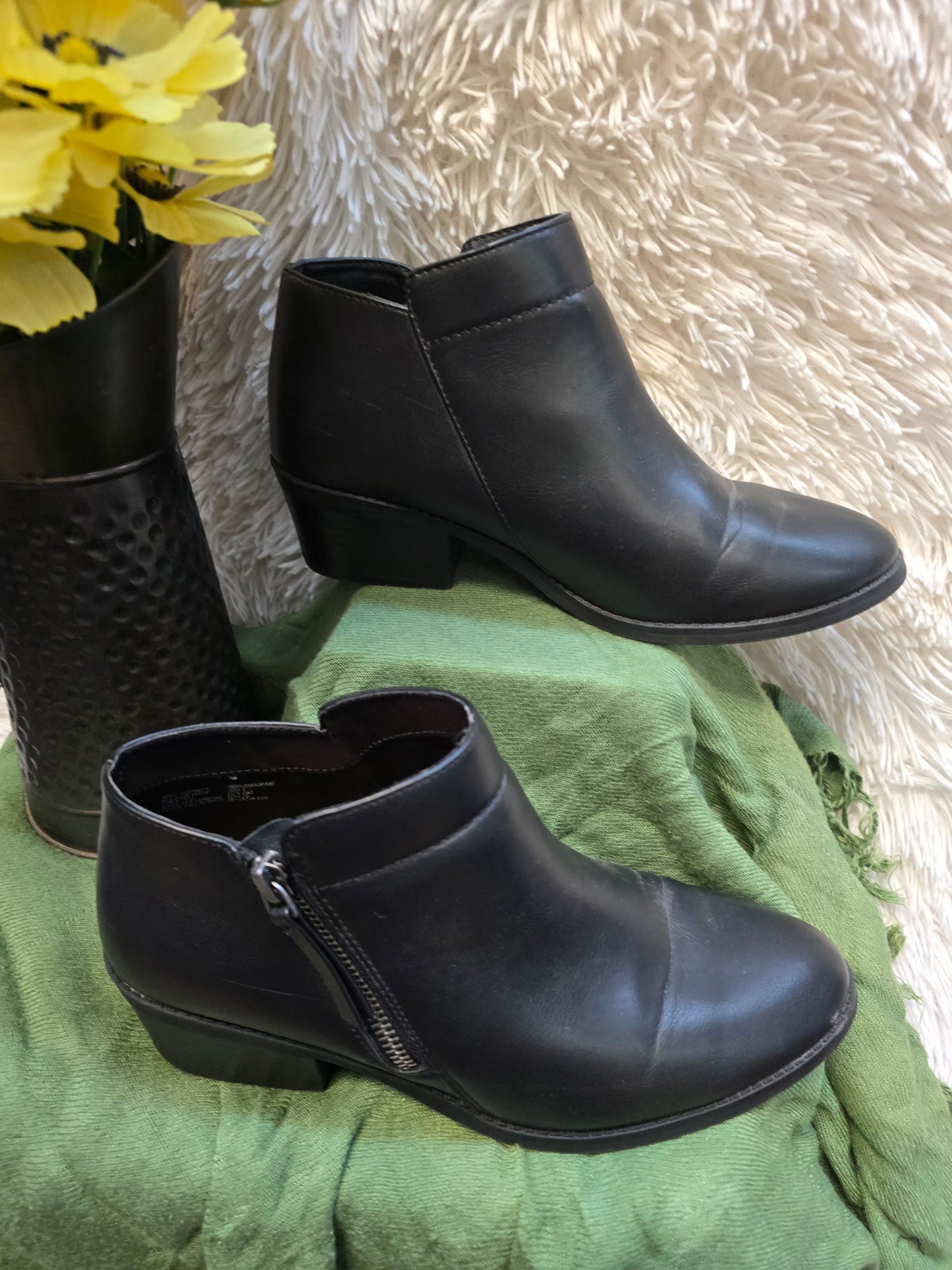 Time and true ankle boots size 8 image 6