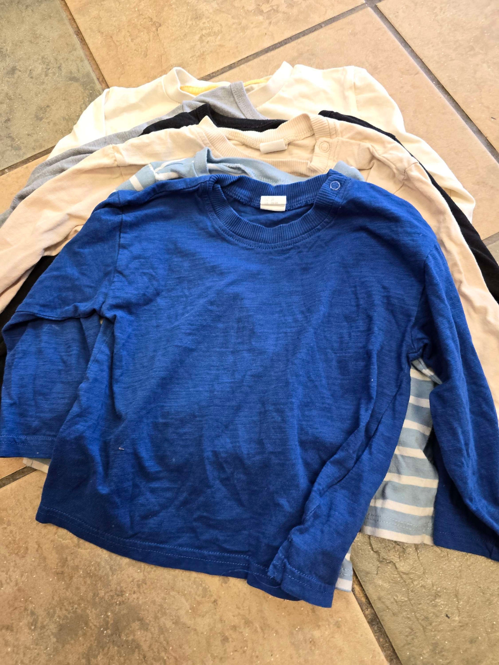 2t set of shirts image 2