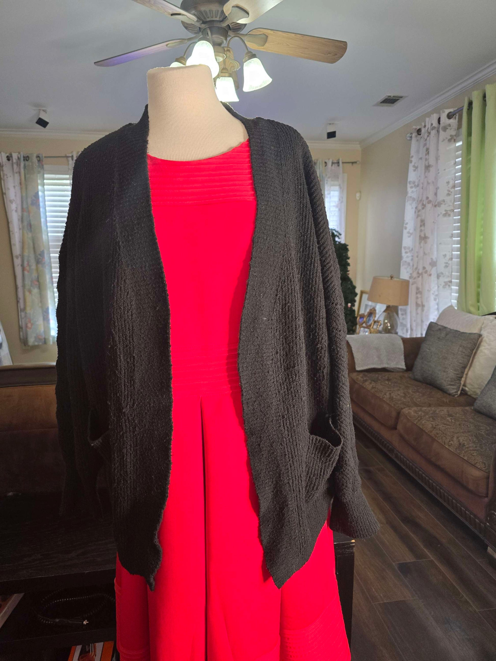 Black sweater my Maurice size 2xl image 1