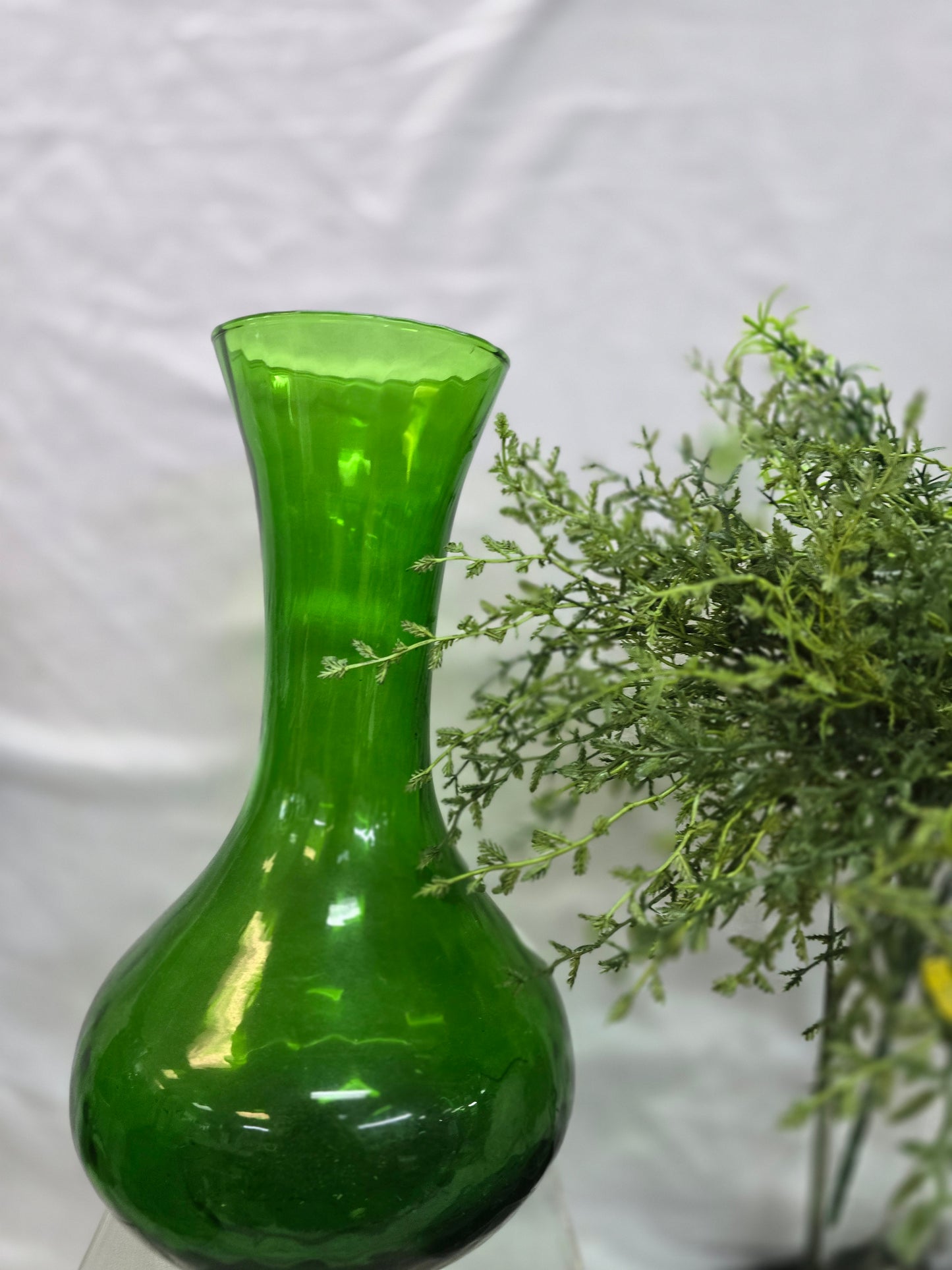 vintage green glass vase image 3