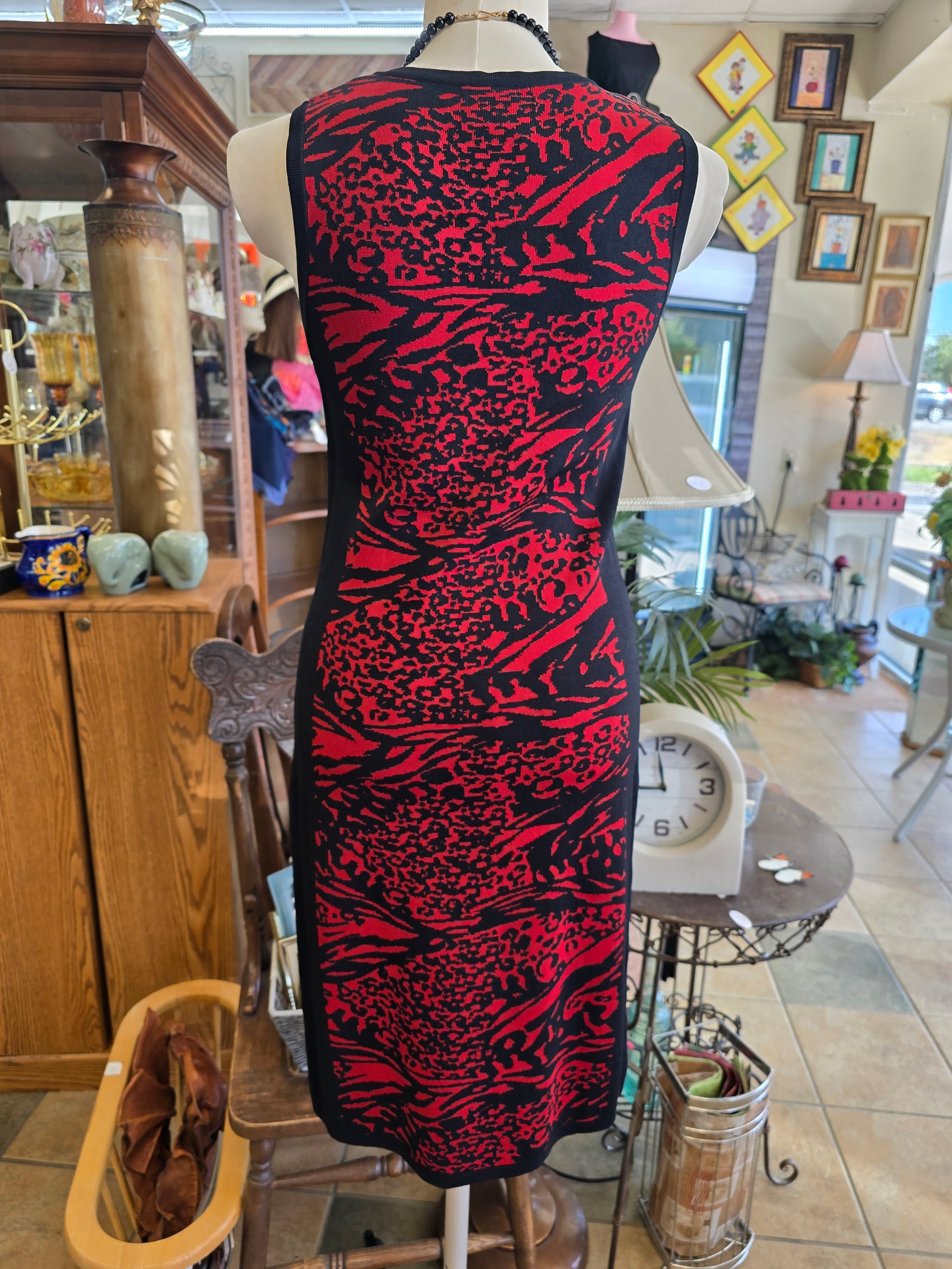 Black and red stretch dress size M image 6