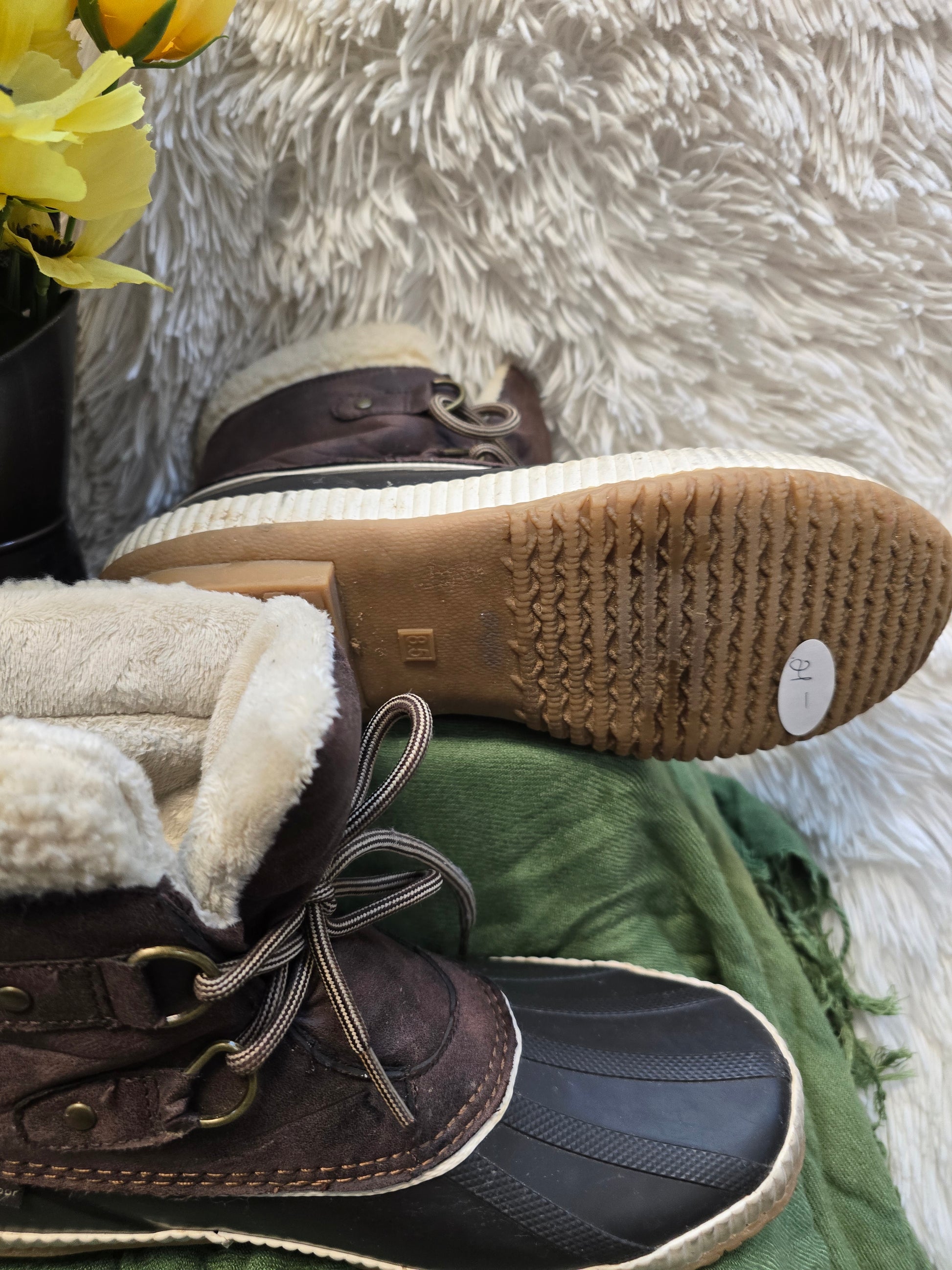 JB waterproof duck boots size 8.5 image 6