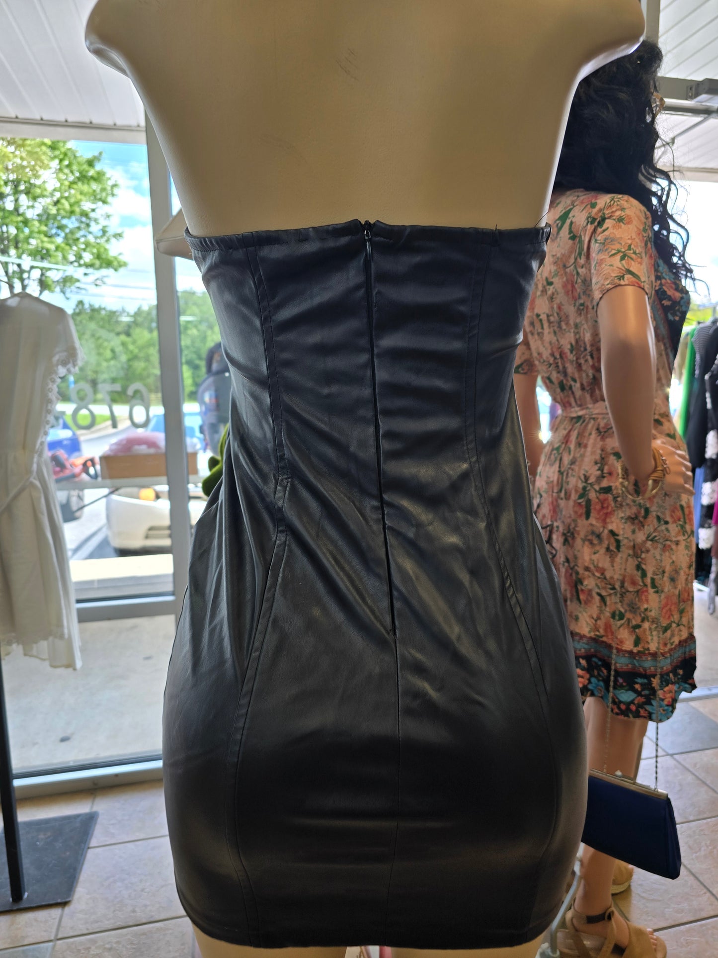 Pretty little thing leather look size 6 image 9