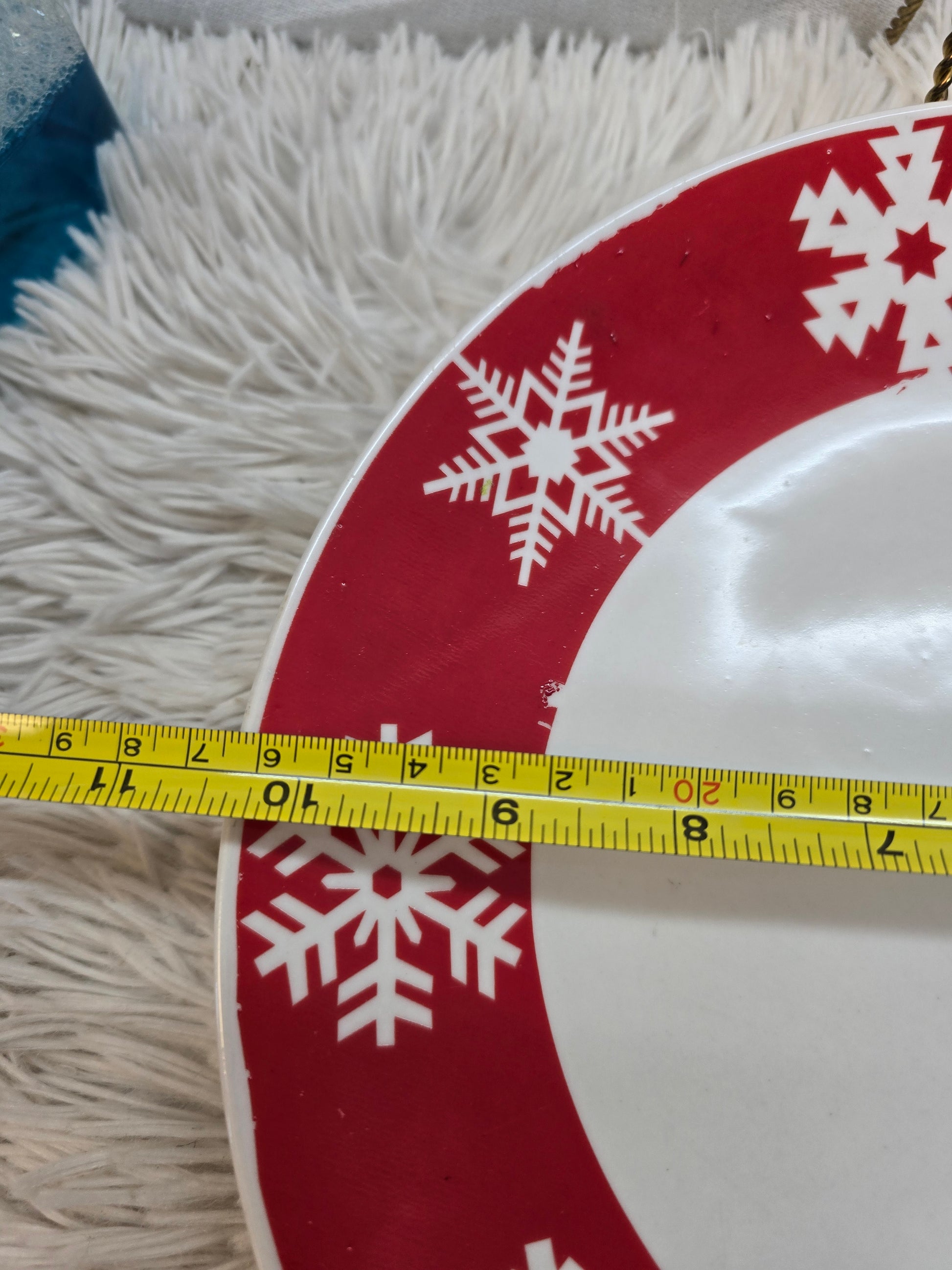 Snowflakes Christmas plates image 6