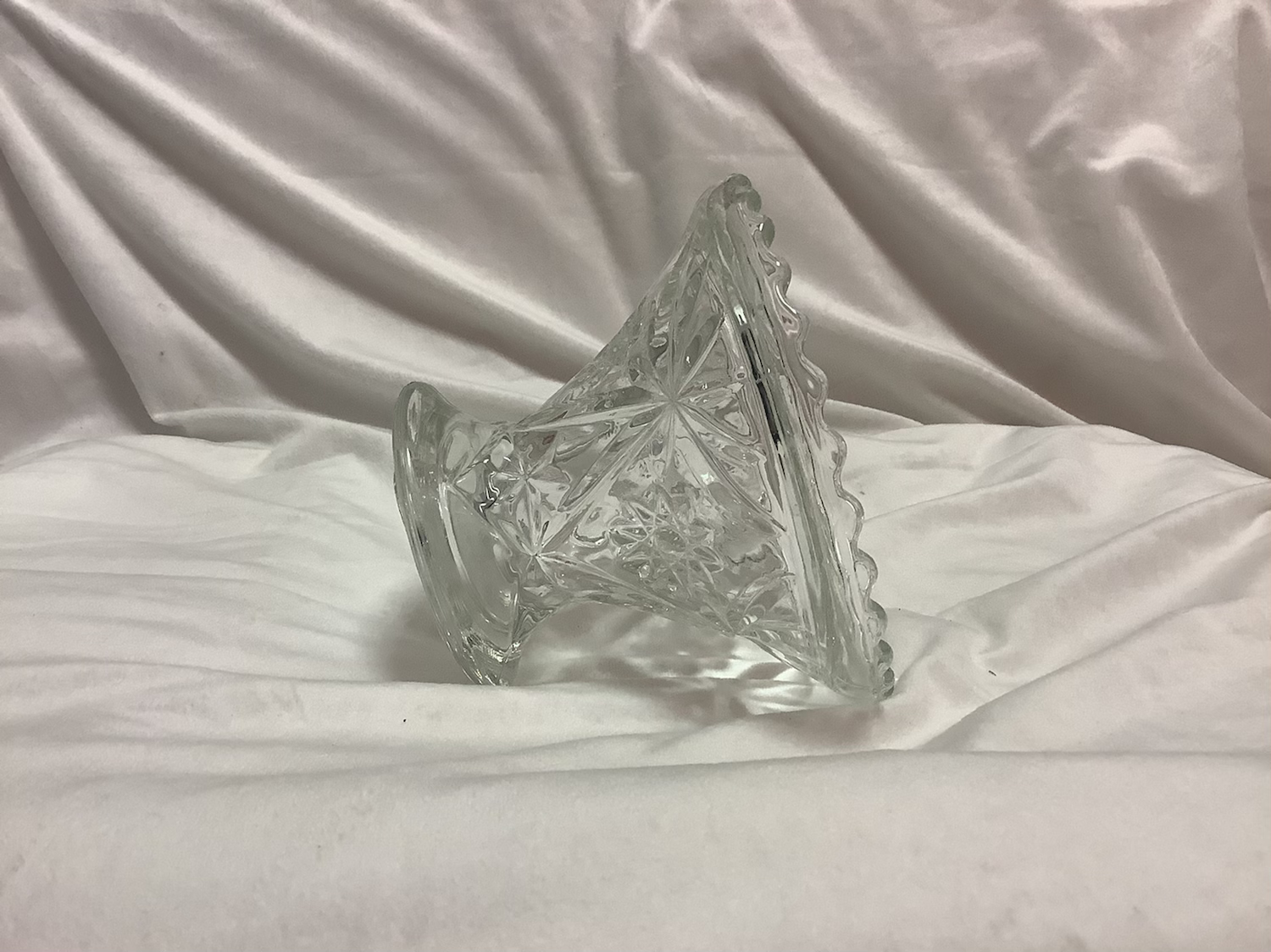 Vintage Clear Glass vase/ doubles as a punch bowl vase image 5