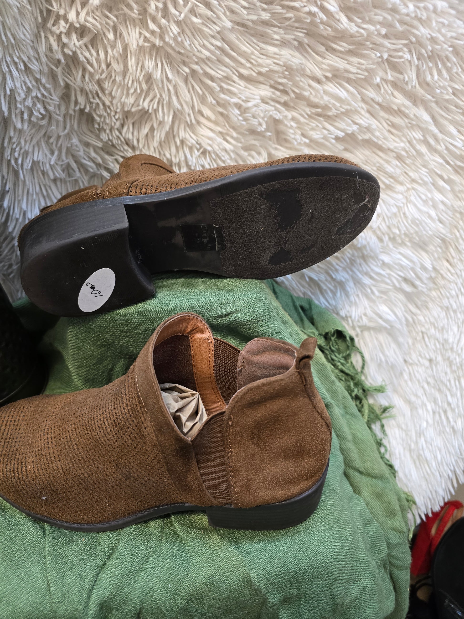 Cityclassified brown boots size 7.5 image 5