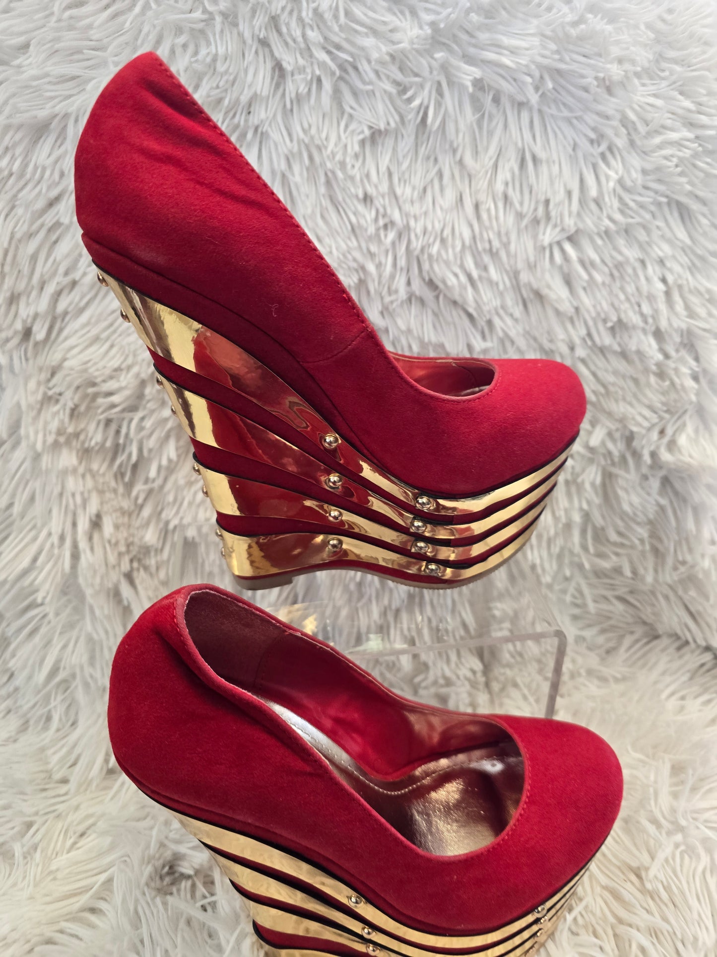 Red and gold fashion shoe 6 image 2