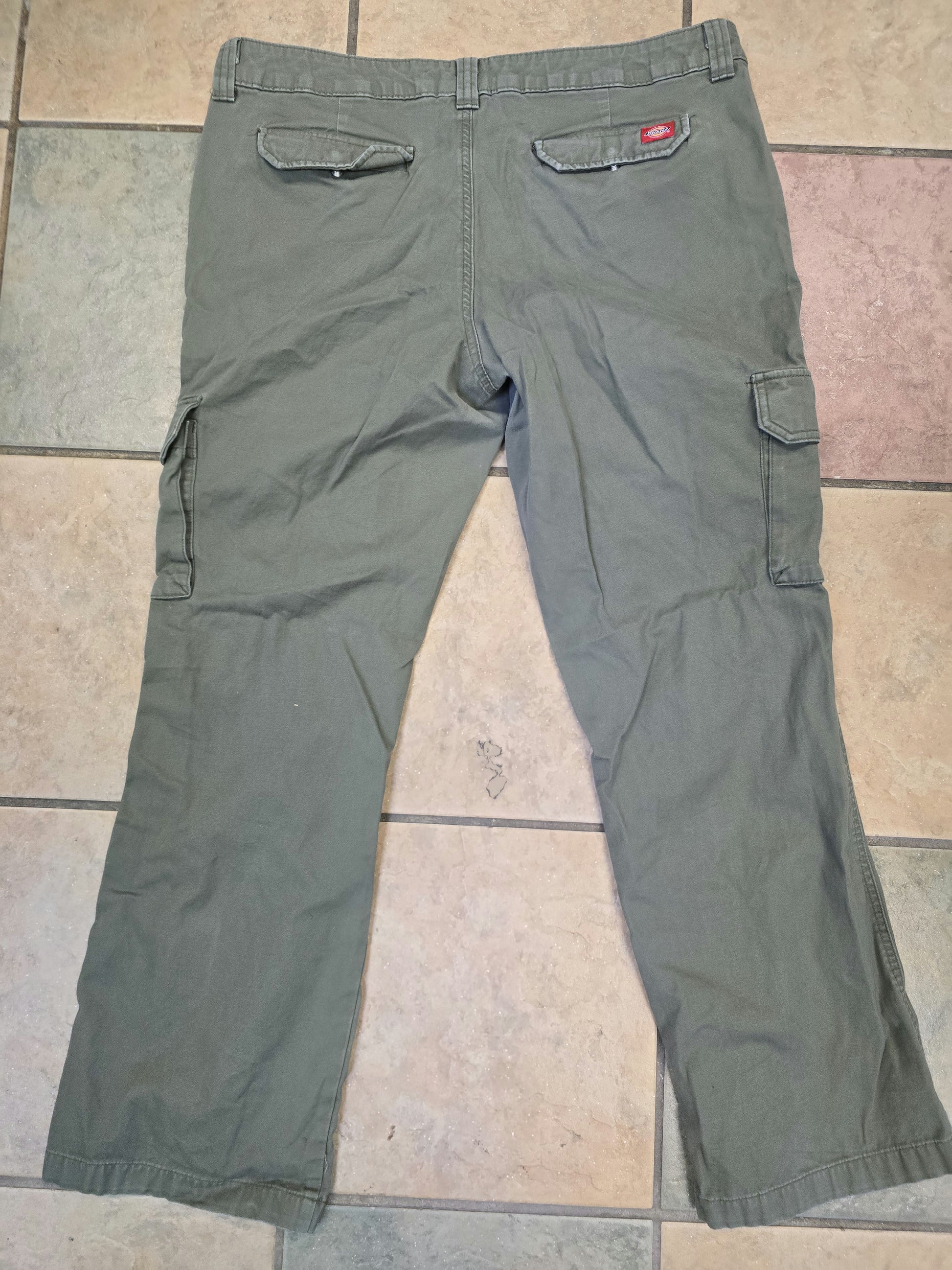 Dickies army green multi pocket pants 14R image 5