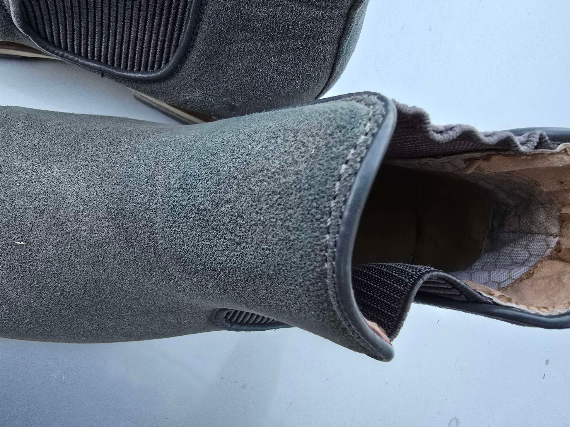 Men shoe size 7 image 3