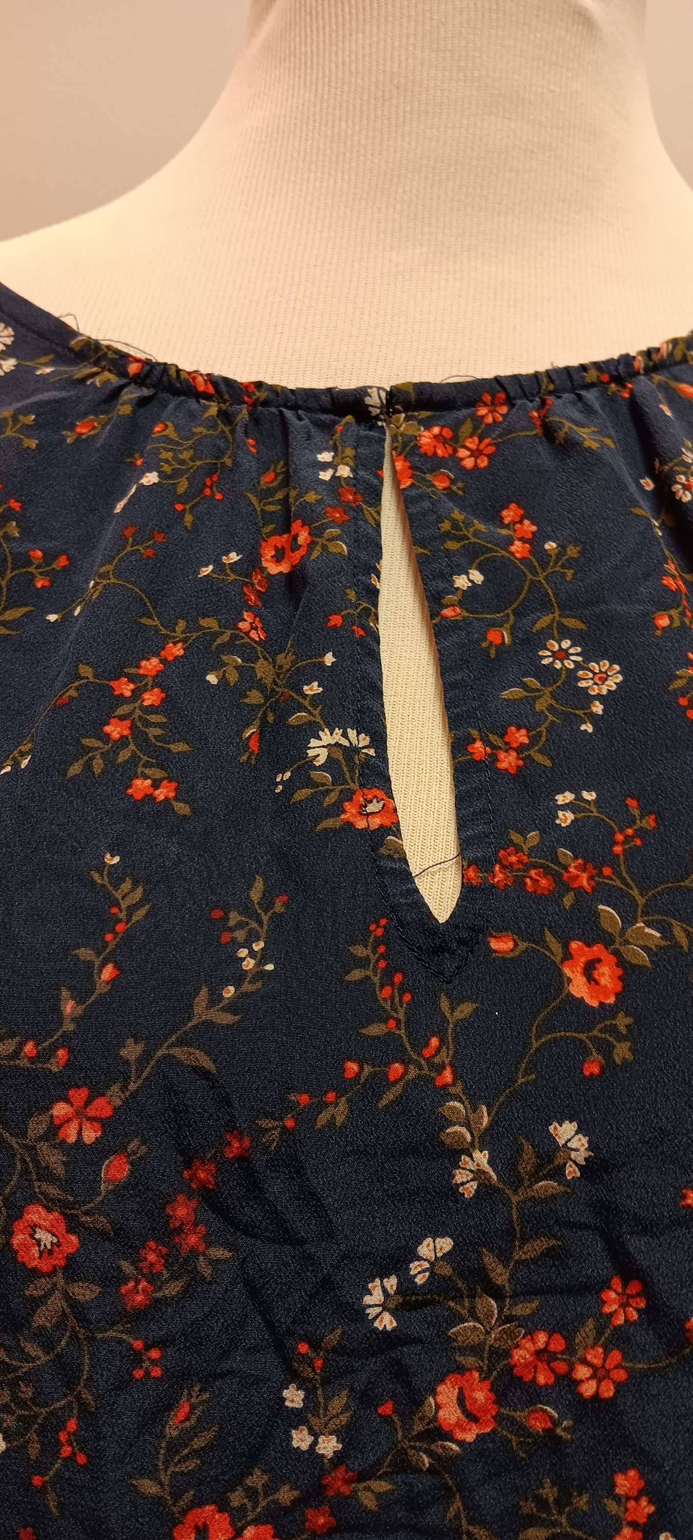 Madewell blouse size medium image 2
