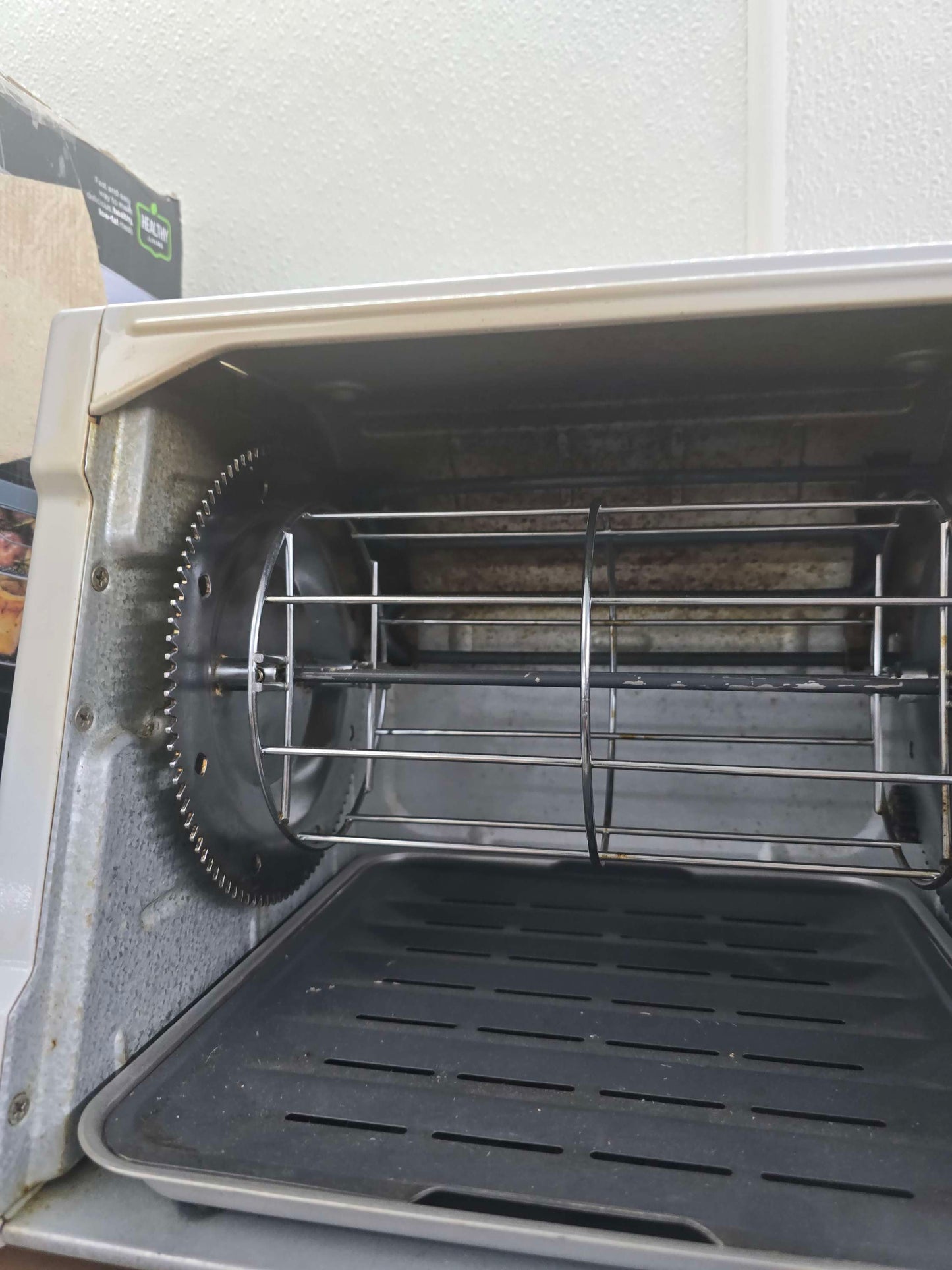 Ronco Showtime Compact Rotisserie & BBQ Oven model 3000T White image 2