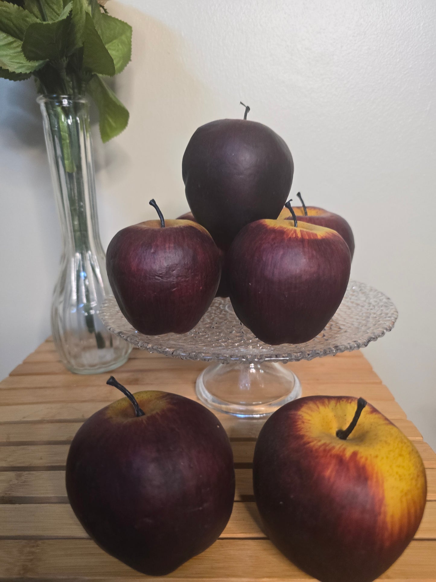 Set of 7 artificial apples image 5