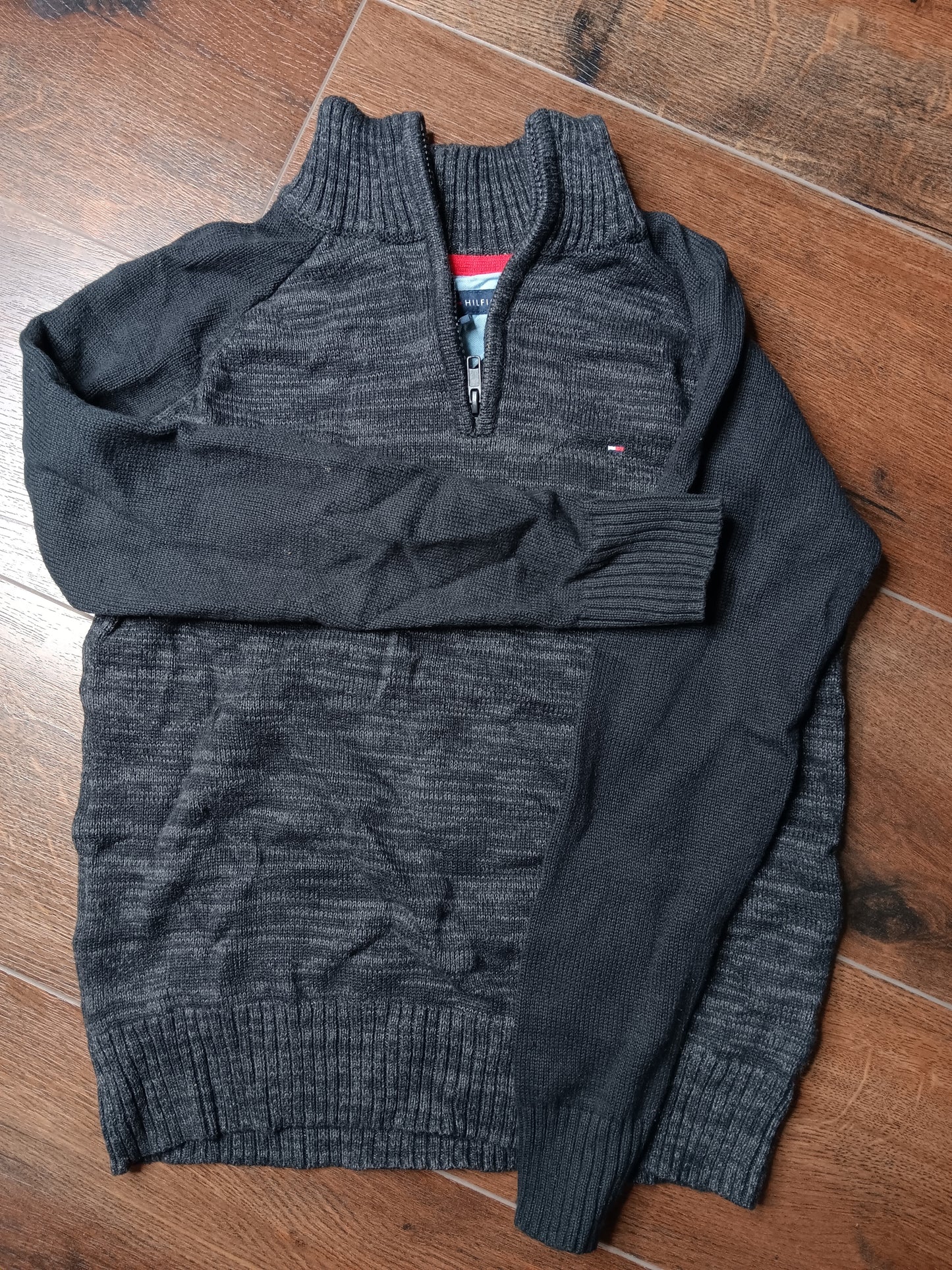 Tommy hilfiger boy cardigan 12/14 set of 2 image 1