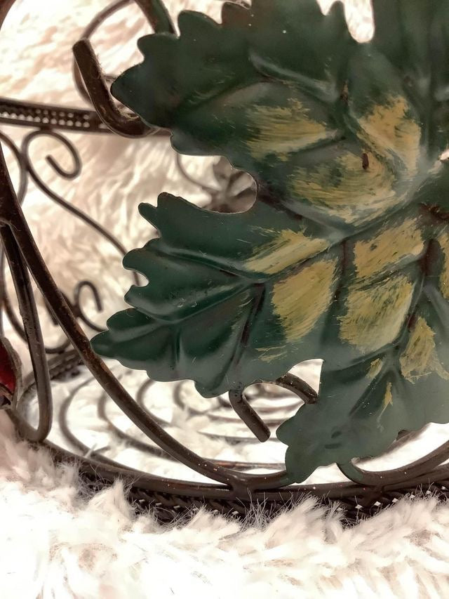 Metal Grape themed Basket image 3
